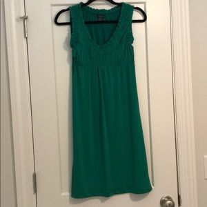 Eyeshadow Sleeveless Emerald Green Cocktail Dress